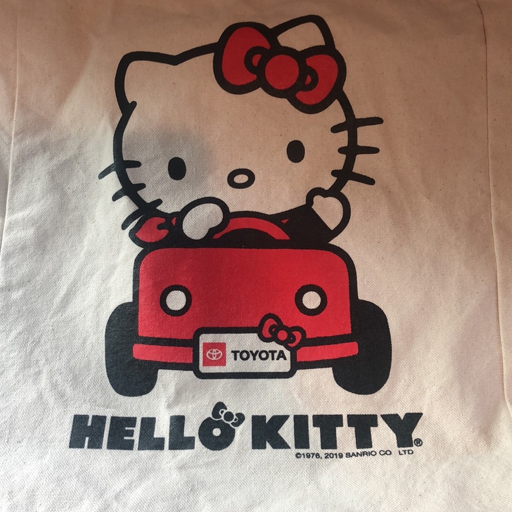 Hello Kitty X Toyota canvas tote bag - Picture 3 of 11